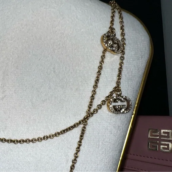 💖SOLD💖Gucci Flora Interlocking Necklace - Picture 10 of 12